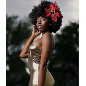 Meet your Posher, Angella